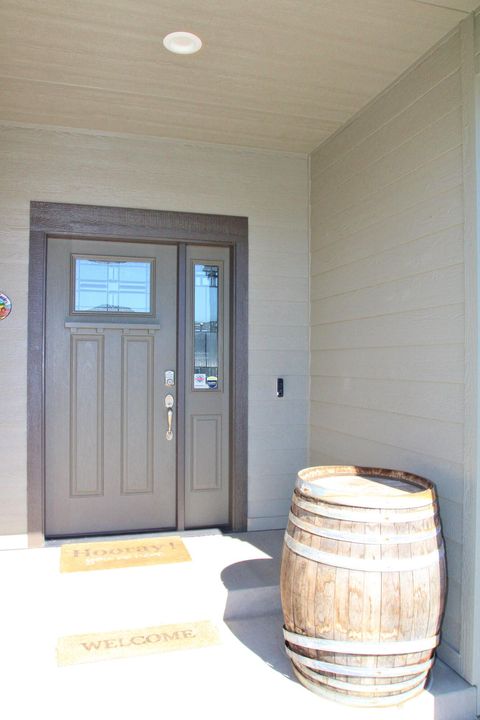 Tiny photo for 6409 Orinda Drive, Klamath Falls, OR 97603 (MLS # 220216730)