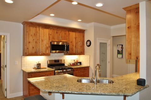 Tiny photo for 6409 Orinda Drive, Klamath Falls, OR 97603 (MLS # 220216730)