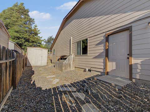 Tiny photo for 2611 Chantal Avenue, Klamath Falls, OR 97601 (MLS # 220224565)