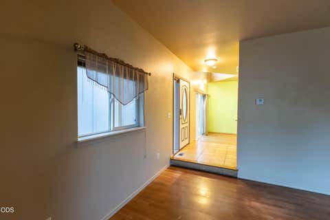 Tiny photo for 374 NW 25th Street, Redmond, OR 97756 (MLS # 220225936)