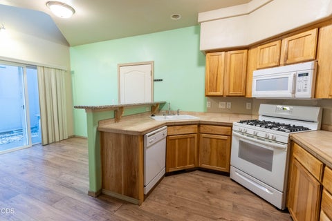 Tiny photo for 374 NW 25th Street, Redmond, OR 97756 (MLS # 220225936)
