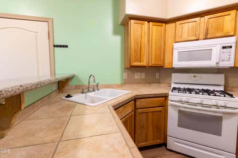 Tiny photo for 374 NW 25th Street, Redmond, OR 97756 (MLS # 220225936)