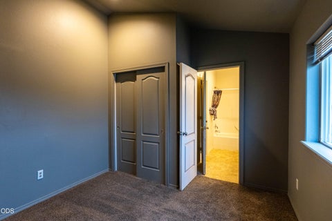 Tiny photo for 374 NW 25th Street, Redmond, OR 97756 (MLS # 220225936)