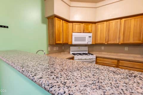 Tiny photo for 374 NW 25th Street, Redmond, OR 97756 (MLS # 220225936)
