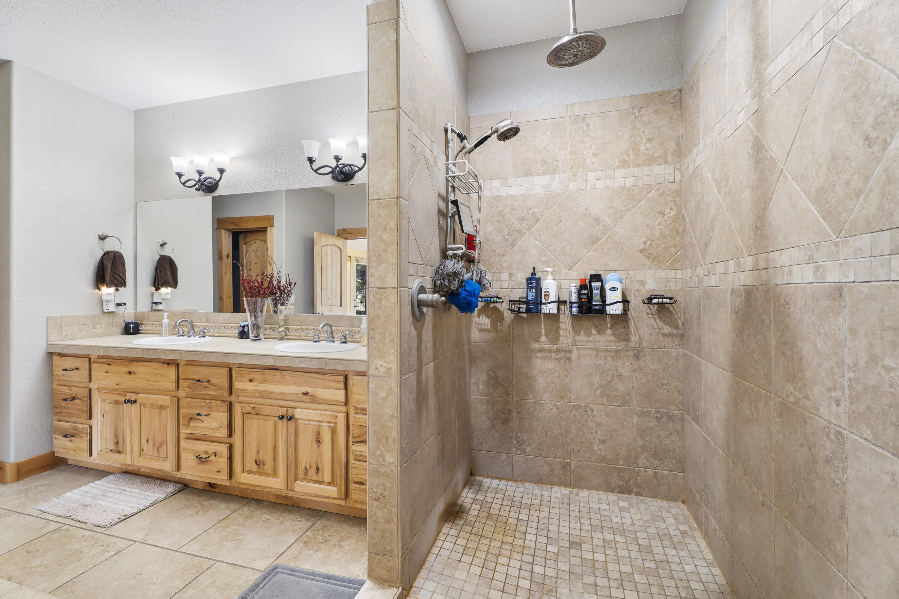 Mountain Ridge Est. - Residential