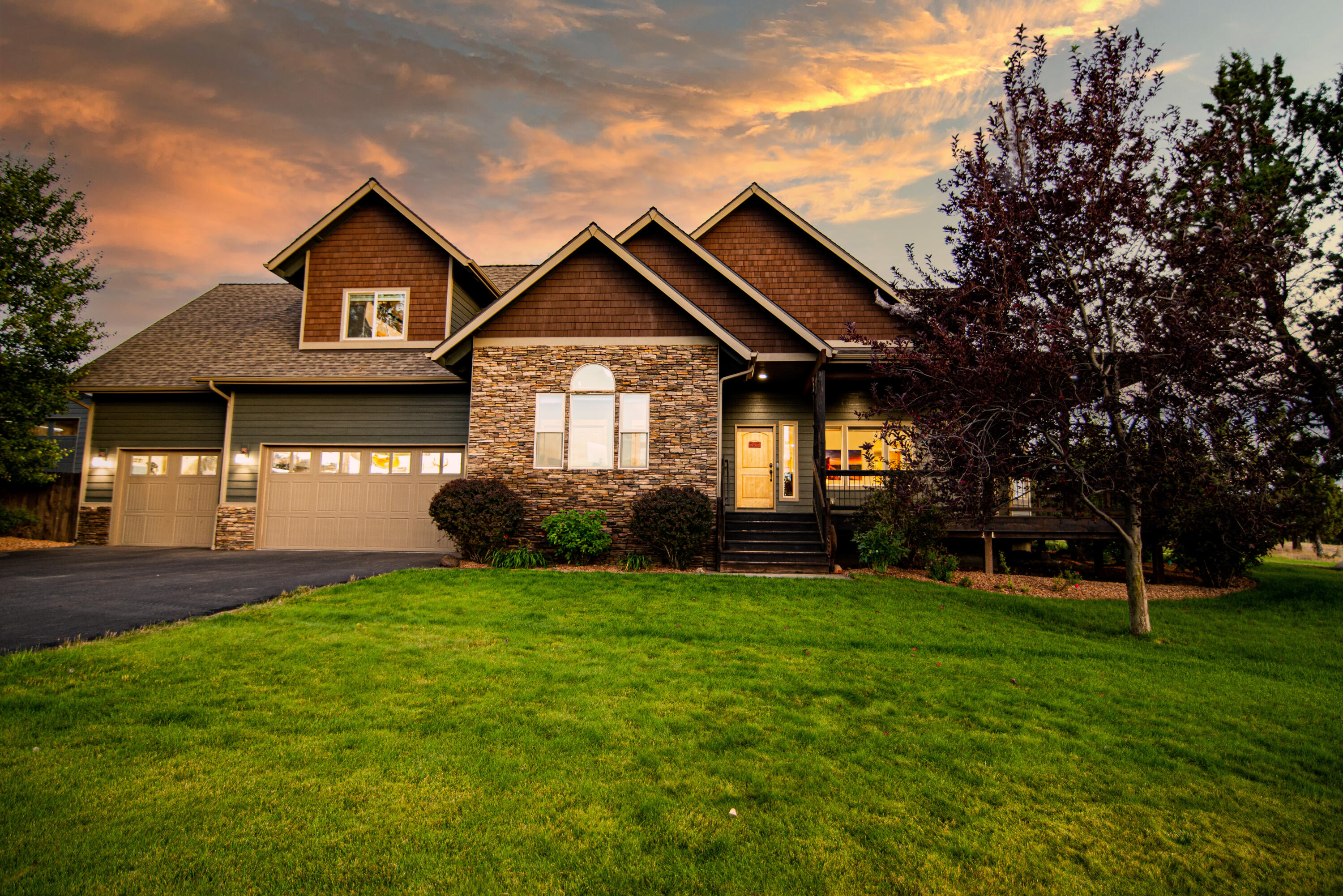 Mountain Ridge Est. - Residential