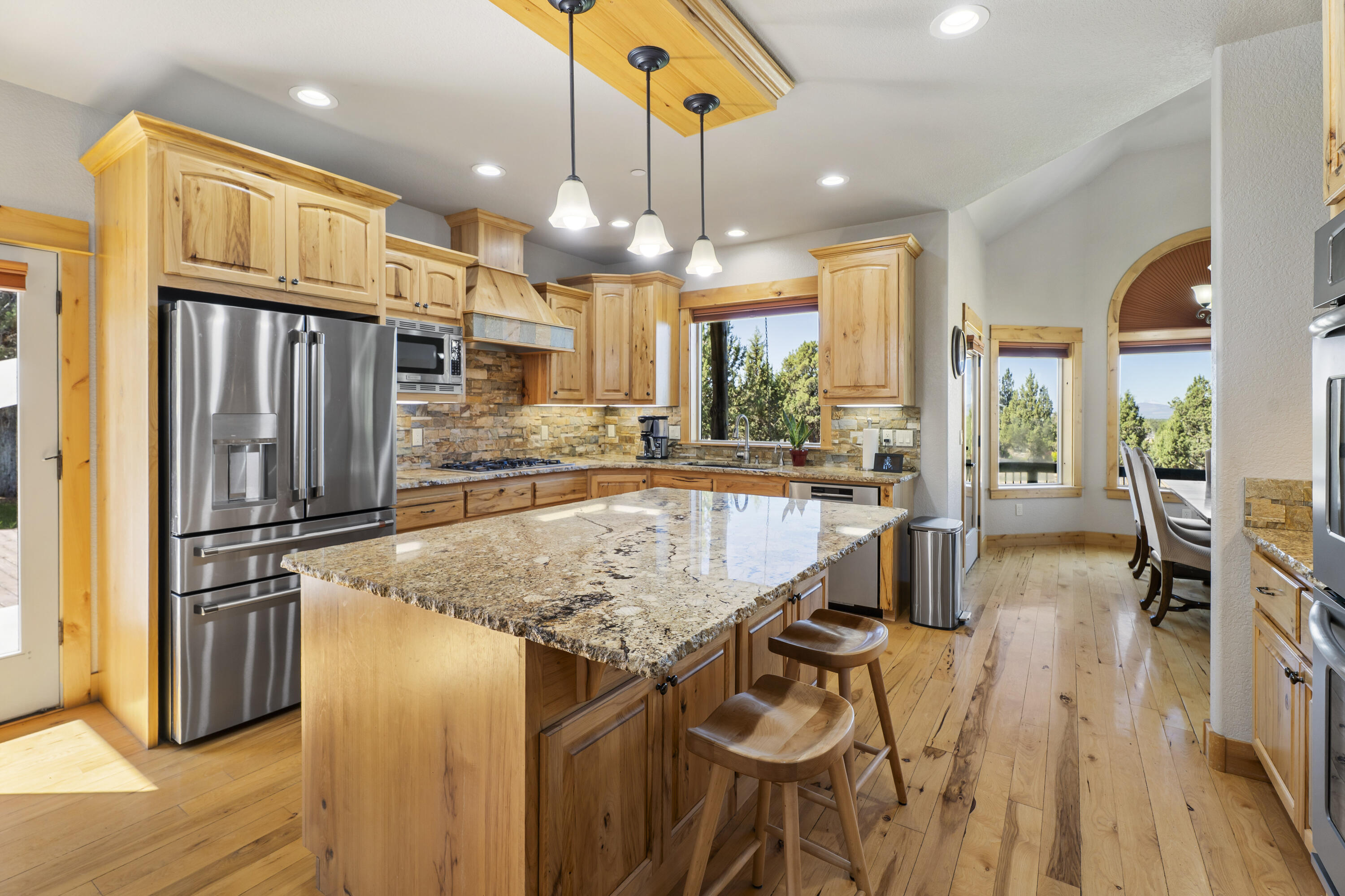 Mountain Ridge Est. - Residential