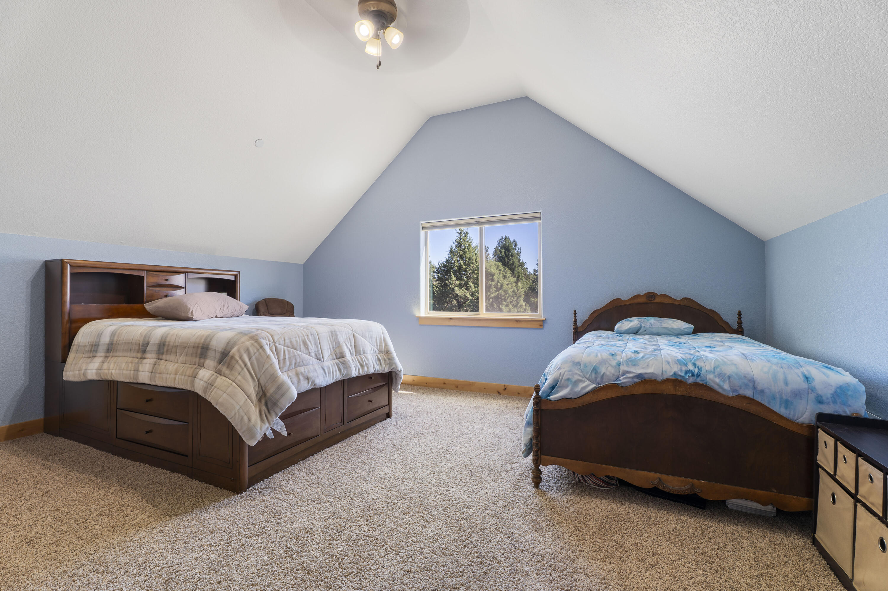 Mountain Ridge Est. - Residential