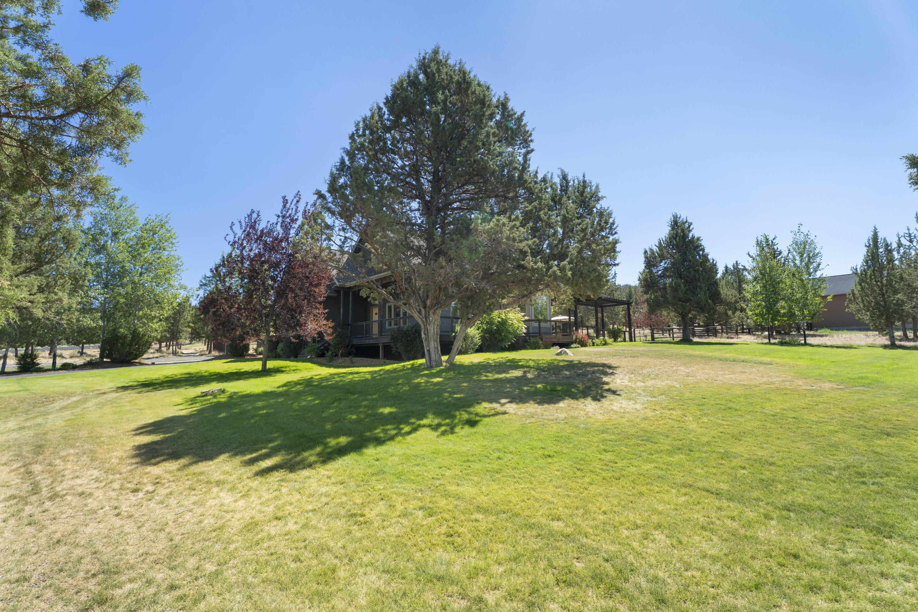 Mountain Ridge Est. - Residential