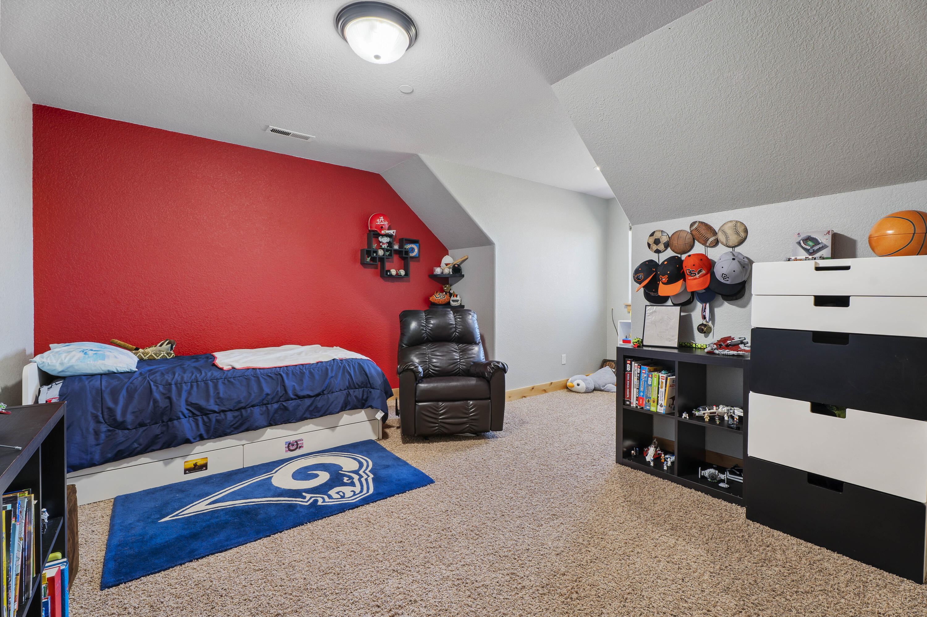 Mountain Ridge Est. - Residential