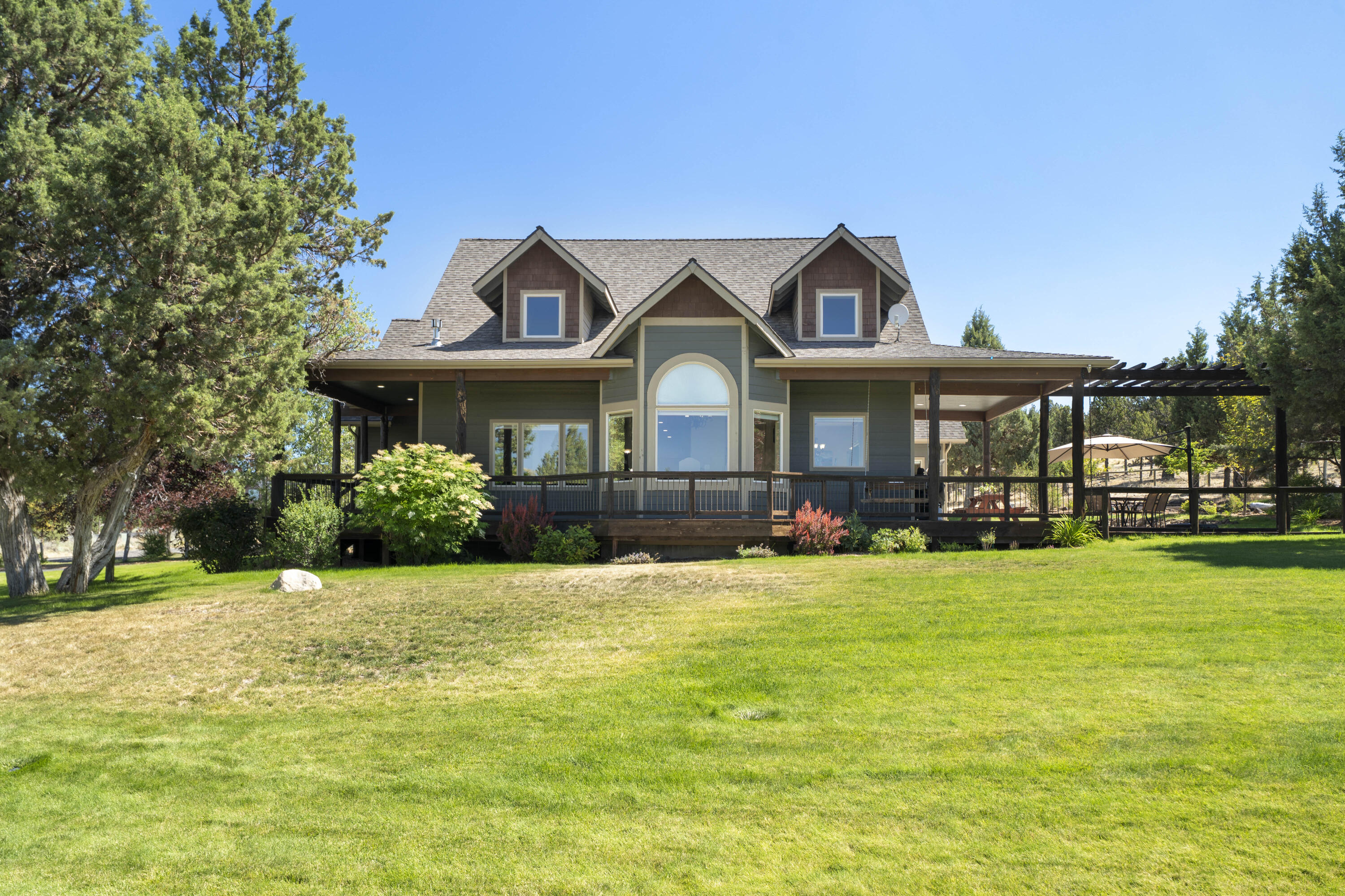 Mountain Ridge Est. - Residential