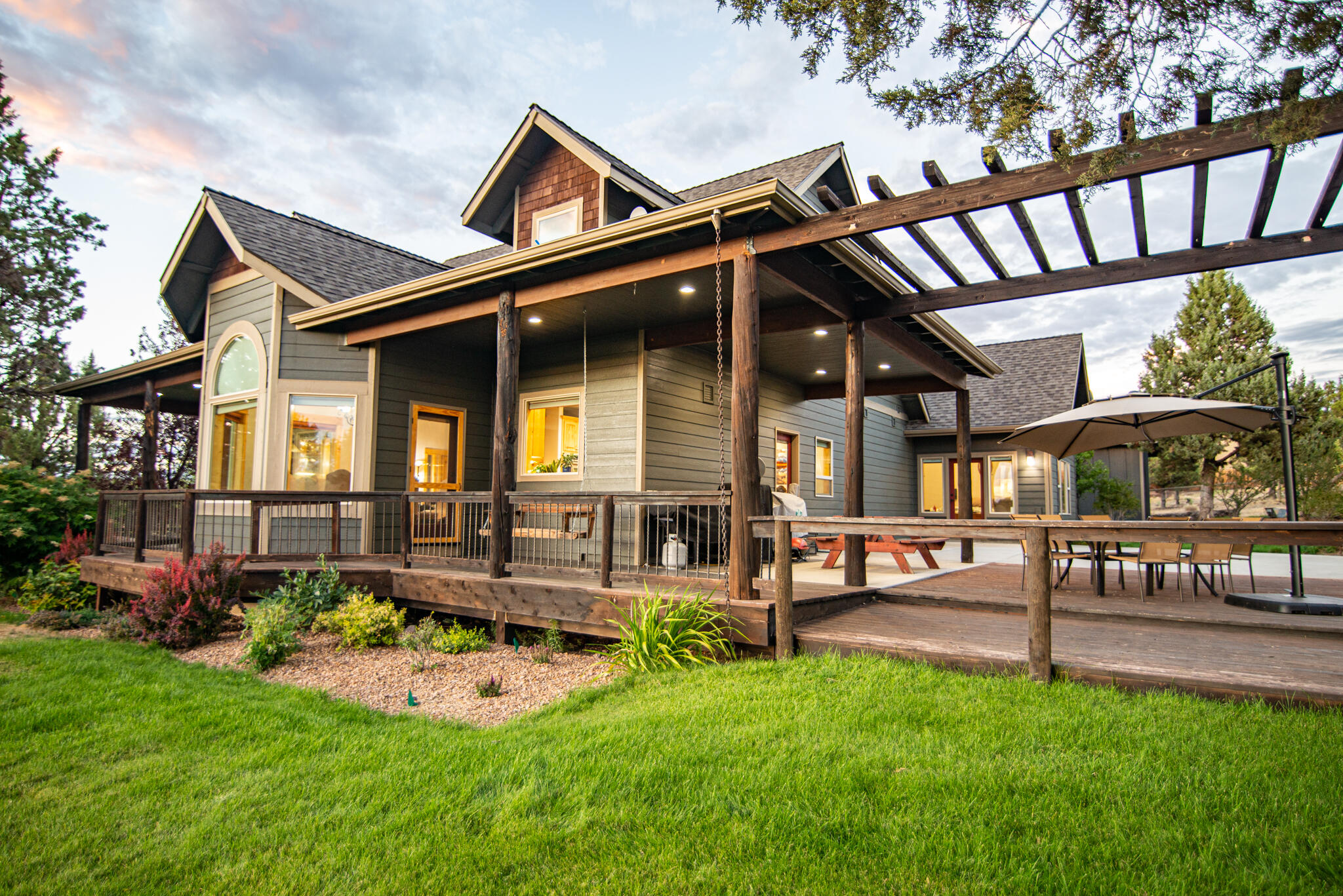 Mountain Ridge Est. - Residential