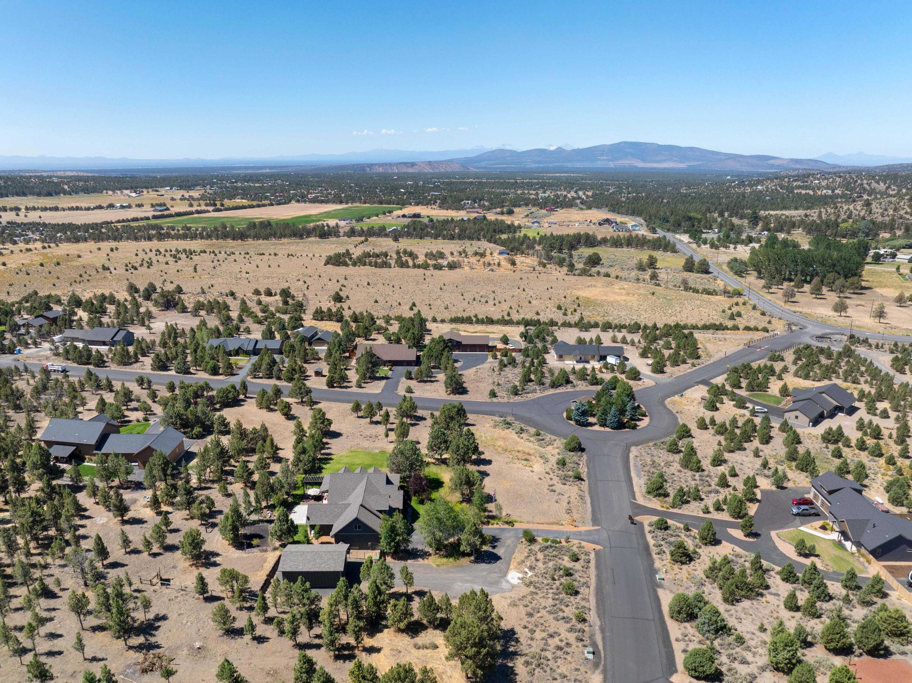 Mountain Ridge Est. - Residential