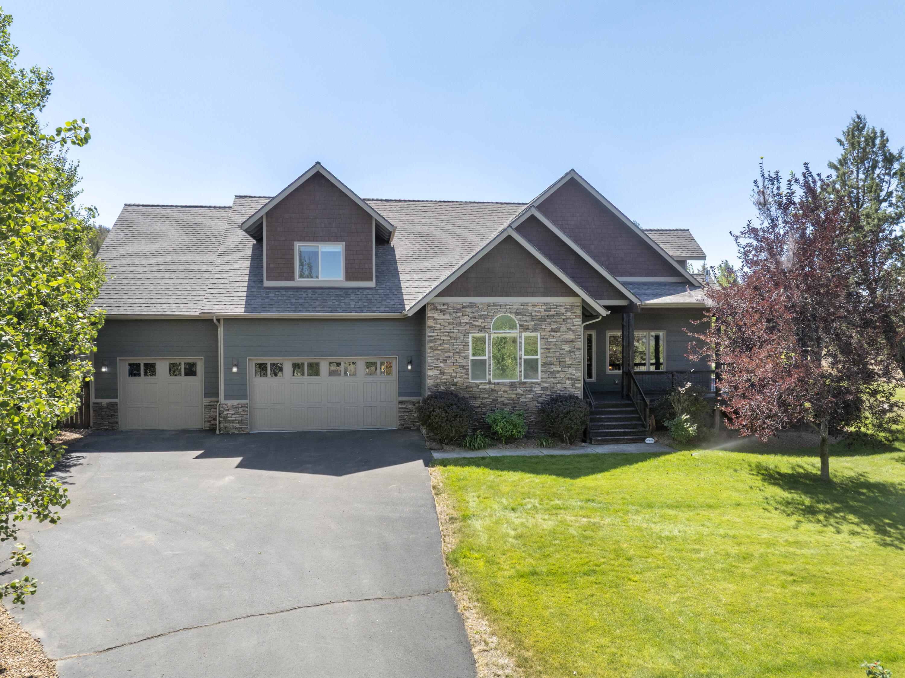 Mountain Ridge Est. - Residential