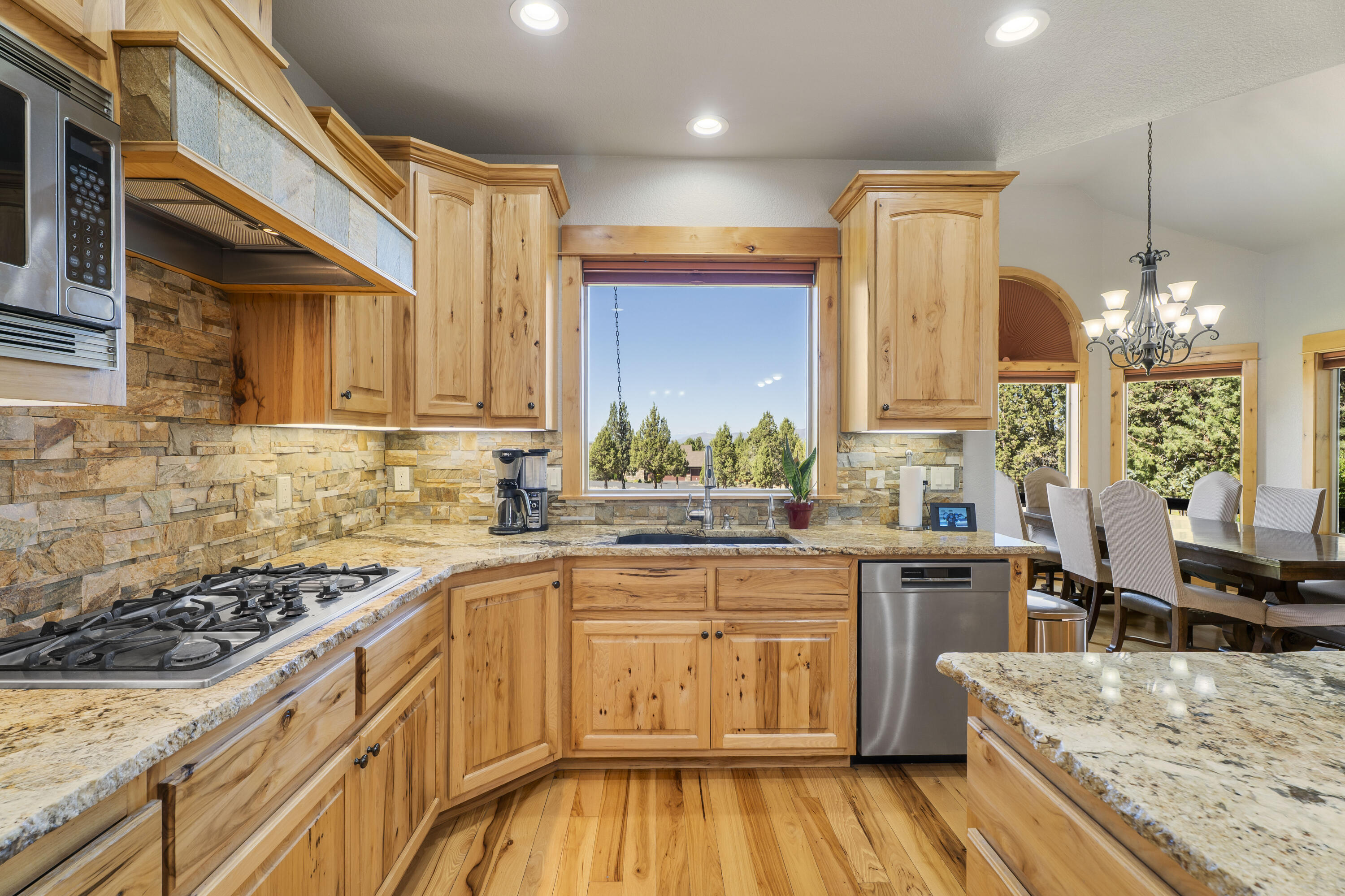 Mountain Ridge Est. - Residential