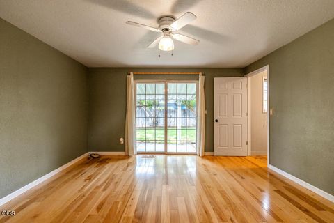 Tiny photo for 5292 Gatewood Drive, Klamath Falls, OR 97603 (MLS # 220223078)