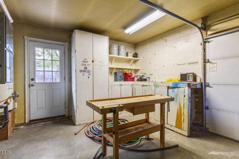 Tiny photo for 5292 Gatewood Drive, Klamath Falls, OR 97603 (MLS # 220223078)