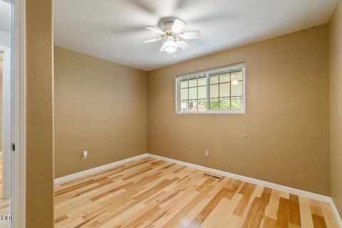 Tiny photo for 5292 Gatewood Drive, Klamath Falls, OR 97603 (MLS # 220223078)