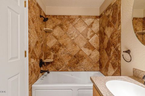 Tiny photo for 5292 Gatewood Drive, Klamath Falls, OR 97603 (MLS # 220223078)