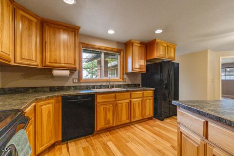 Tiny photo for 5292 Gatewood Drive, Klamath Falls, OR 97603 (MLS # 220223078)