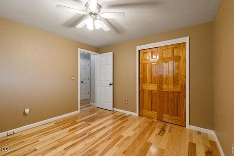 Tiny photo for 5292 Gatewood Drive, Klamath Falls, OR 97603 (MLS # 220223078)