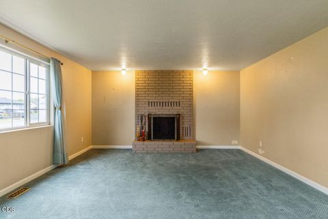Tiny photo for 5292 Gatewood Drive, Klamath Falls, OR 97603 (MLS # 220223078)