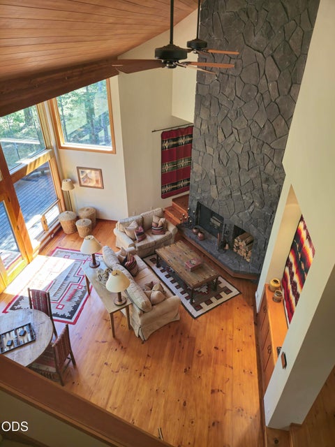 Tiny photo for 70535 Salal, Sisters, OR 97759 (MLS # 220227047)