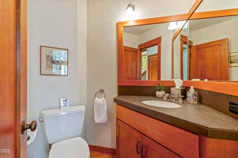 Tiny photo for 70535 Salal, Sisters, OR 97759 (MLS # 220227047)