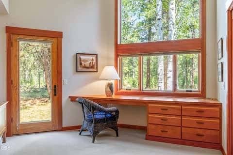 Tiny photo for 70535 Salal, Sisters, OR 97759 (MLS # 220227047)