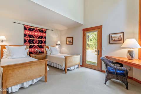 Tiny photo for 70535 Salal, Sisters, OR 97759 (MLS # 220227047)