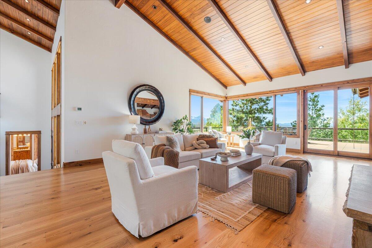 3282 NW Starview Drive