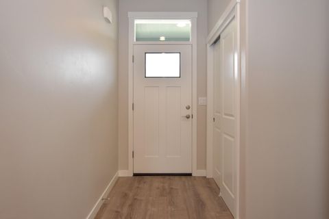 Tiny photo for 2364 SW 25th Street, Redmond, OR 97756 (MLS # 220215466)