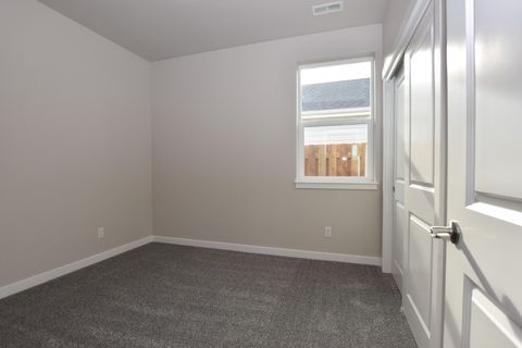 Tiny photo for 2364 SW 25th Street, Redmond, OR 97756 (MLS # 220215466)