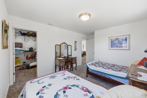 Tiny photo for 51945 Lumberman Lane, La Pine, OR 97739 (MLS # 220218275)