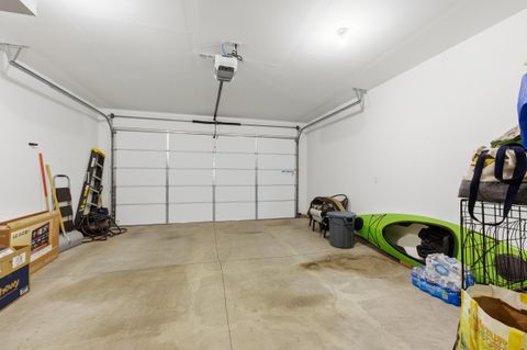 Tiny photo for 51945 Lumberman Lane, La Pine, OR 97739 (MLS # 220218275)