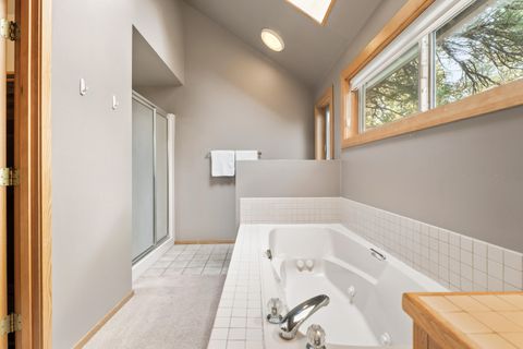 Tiny photo for 17672 Bittern Lane #8, Sunriver, OR 97707 (MLS # 220213702)