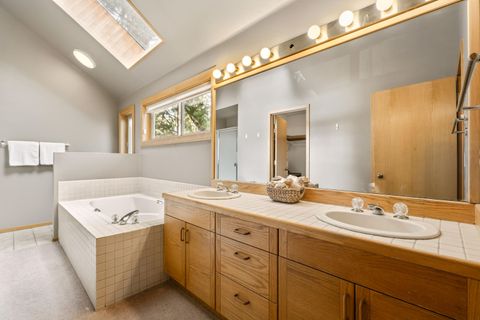 Tiny photo for 17672 Bittern Lane #8, Sunriver, OR 97707 (MLS # 220213702)