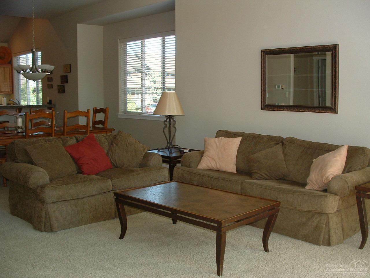 Eagle Crest - Residential