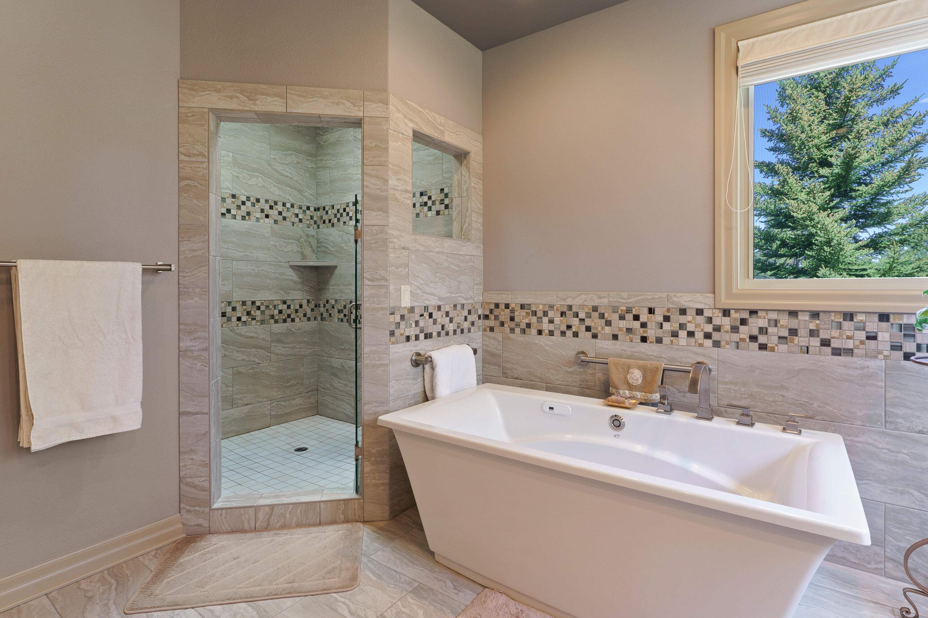 Awbrey Glen - Residential