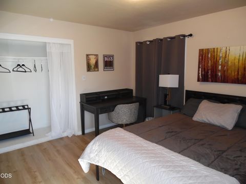 Tiny photo for 2609 Reclamation Avenue, Klamath Falls, OR 97603 (MLS # 220223143)