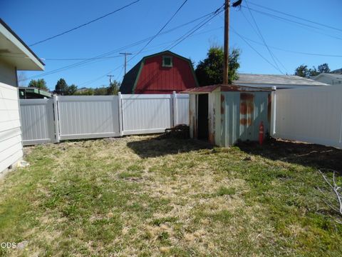 Tiny photo for 2609 Reclamation Avenue, Klamath Falls, OR 97603 (MLS # 220223143)
