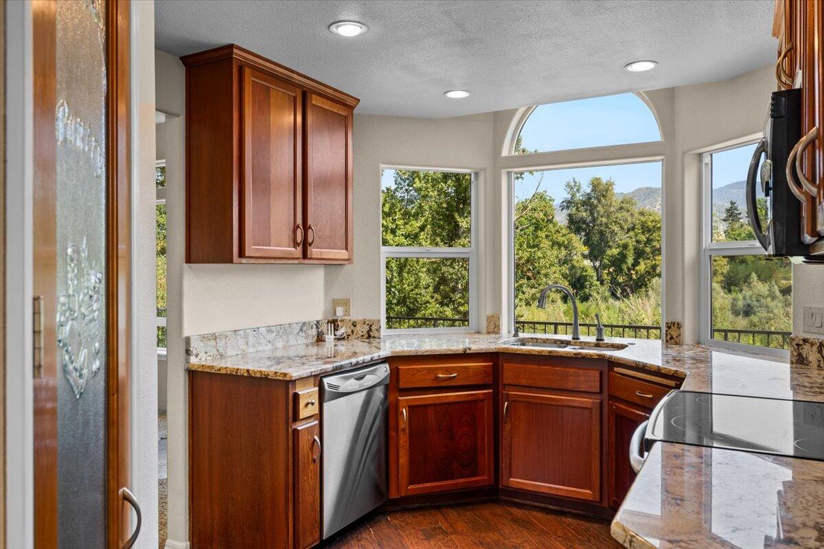 Rogue Terrace Pud - Residential