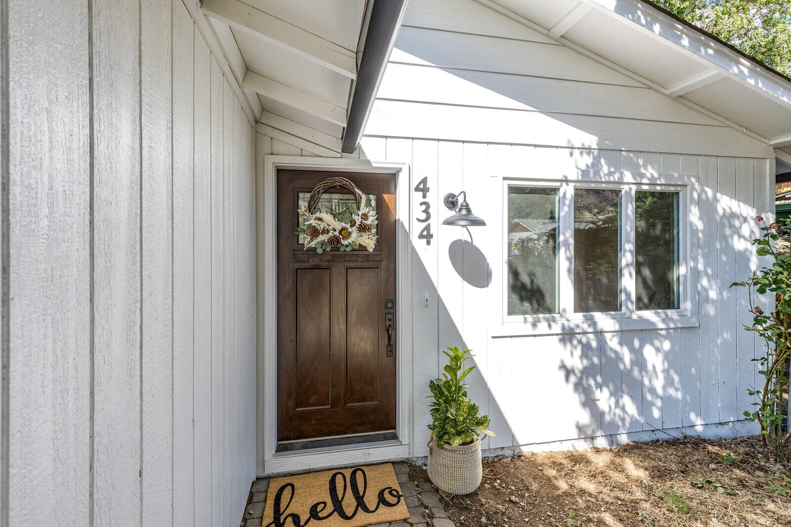 Ella's - Residential