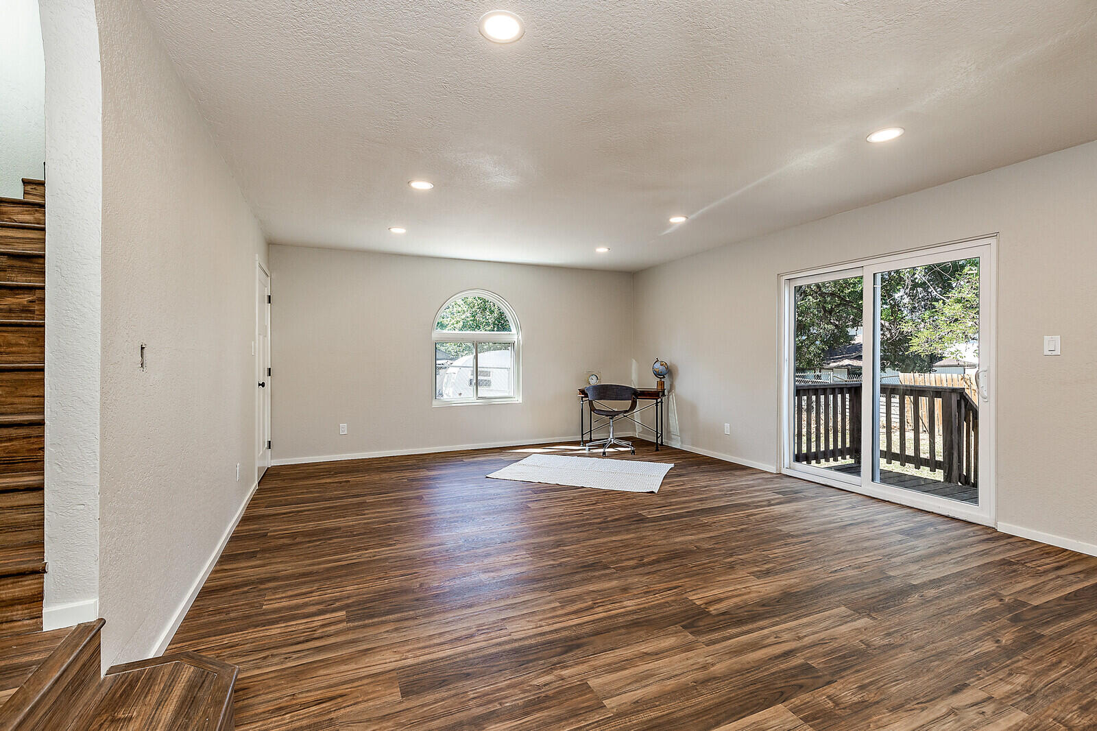 Ella's - Residential