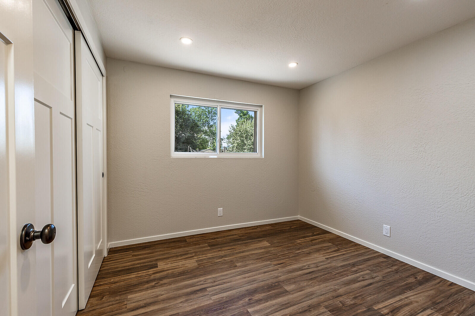 Ella's - Residential