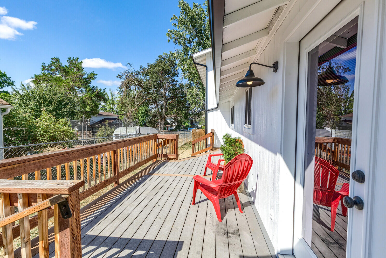 Ella's - Residential