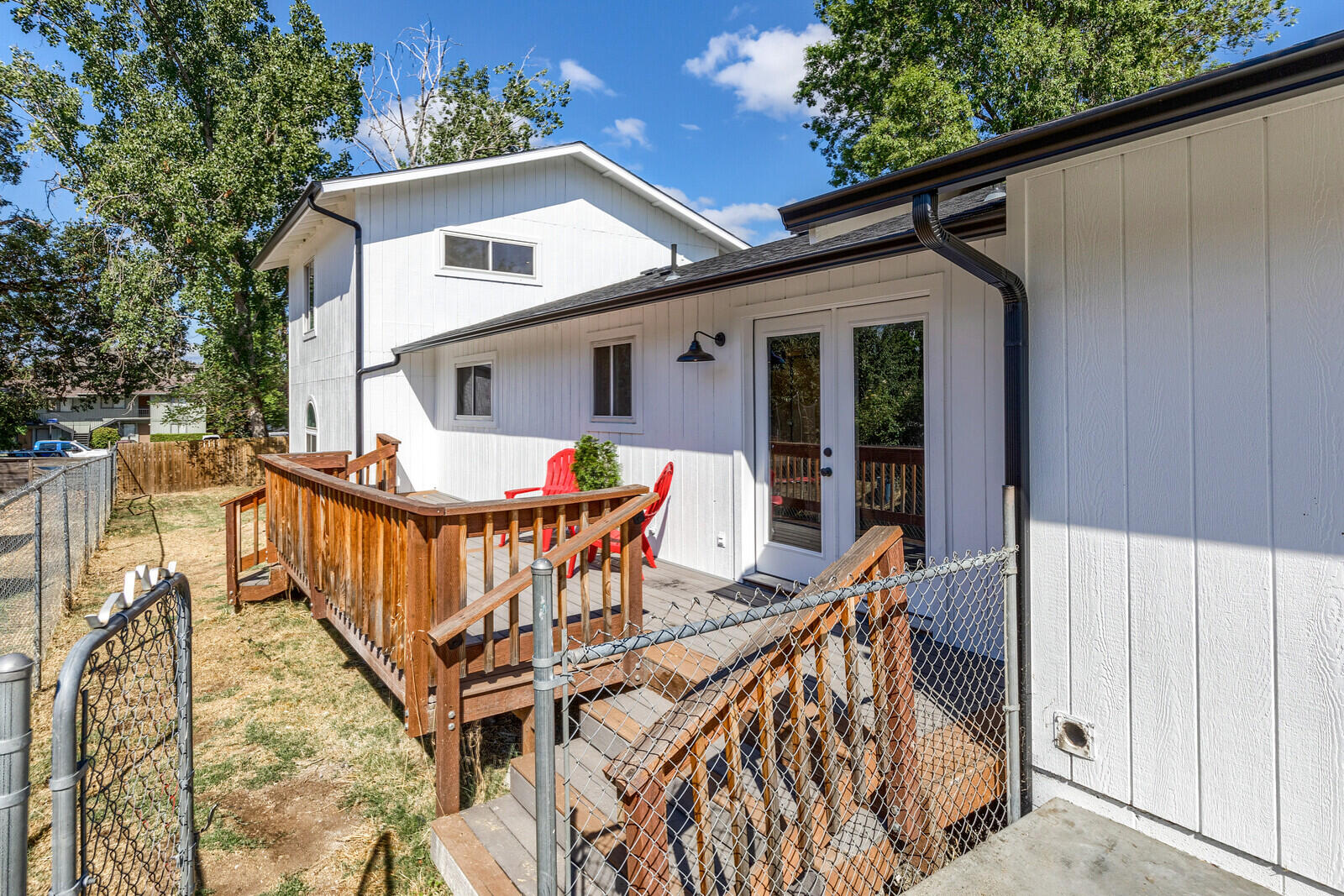 Ella's - Residential