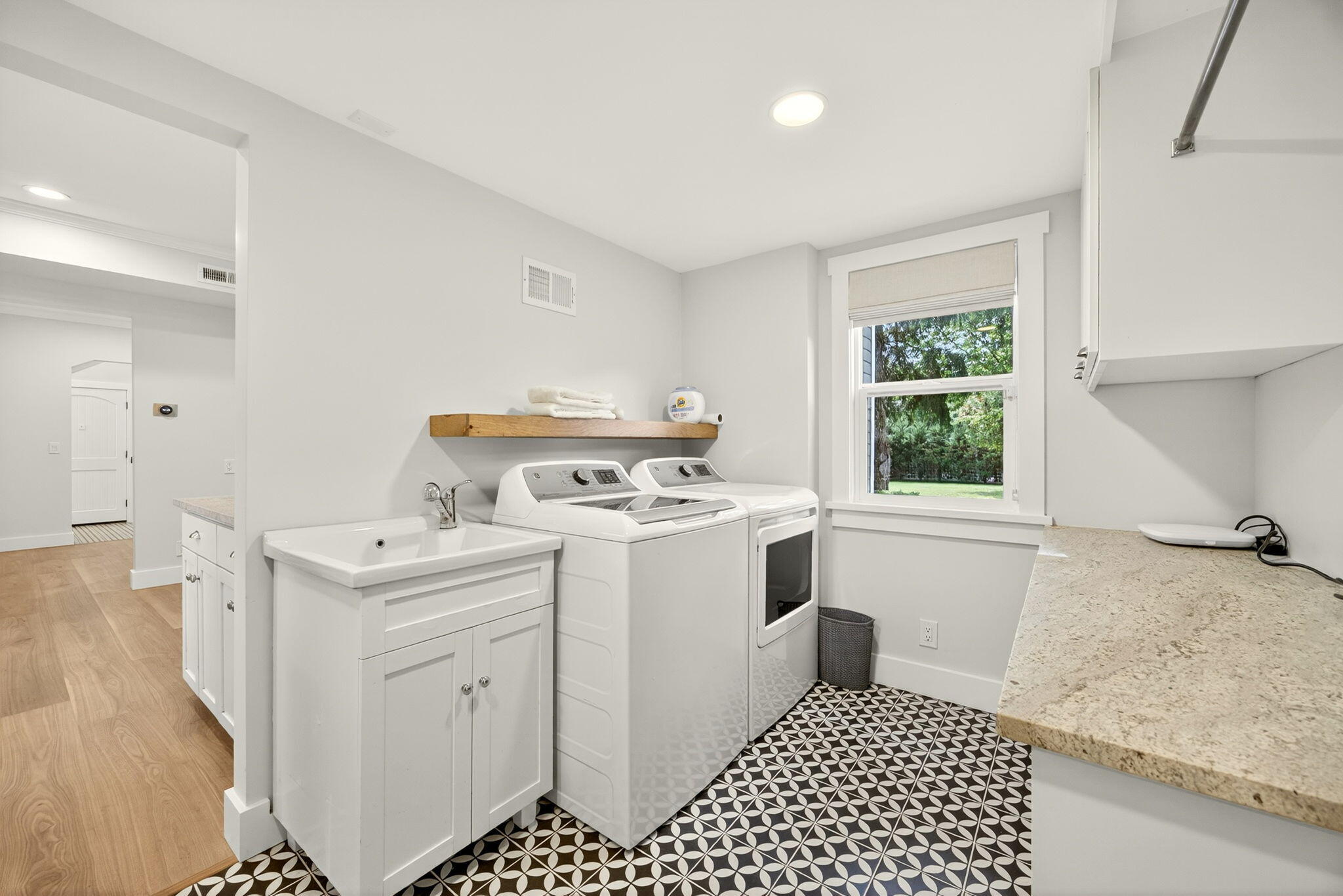 Carner And Sabins Addition To Woodville - Residential