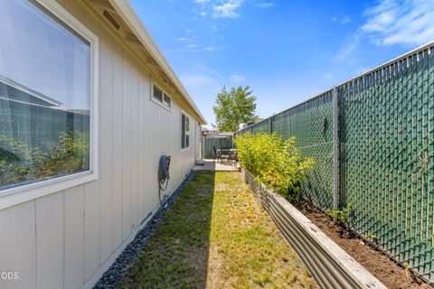 Tiny photo for 2343 New Haven Drive, Central Point, OR 97502 (MLS # 220223517)