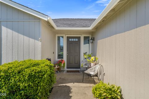 Tiny photo for 2343 New Haven Drive, Central Point, OR 97502 (MLS # 220223517)